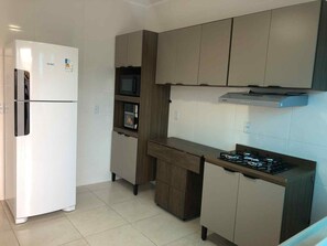 Private kitchen - Cozy kitchenette in Praia Grande, São Francisco do Sul, SC, space for up to 5 people. (São Francisco do Sul)