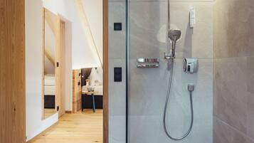 Free toiletries, hair dryer, towels, shampoo