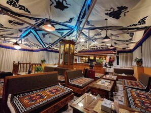 تناول الطعام