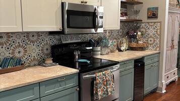 Microwave, oven, stovetop, dishwasher