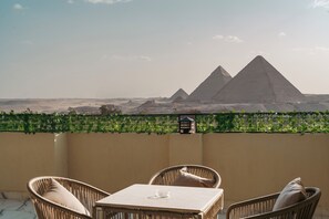 مطعم
