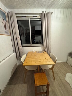Dining - Superb Cosy and Warm Studio Near Belle étoile chairlift (Les Deux Alpes)