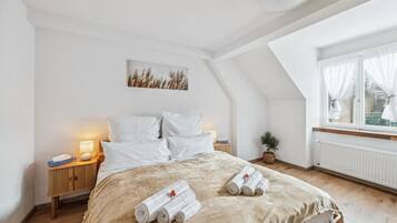 2 Schlafzimmer, BĂŒgeleisen/BĂŒgelbrett, Reisekinderbett, kostenloses WLAN