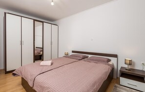 1 bedroom, free WiFi - Amazing apartment in Vrbovsko with sauna (Vrbovsko)