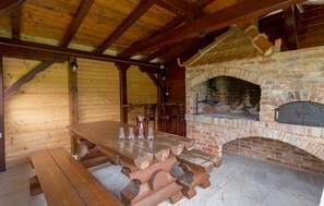 Outdoor dining - Amazing apartment in Vrbovsko with sauna (Vrbovsko)