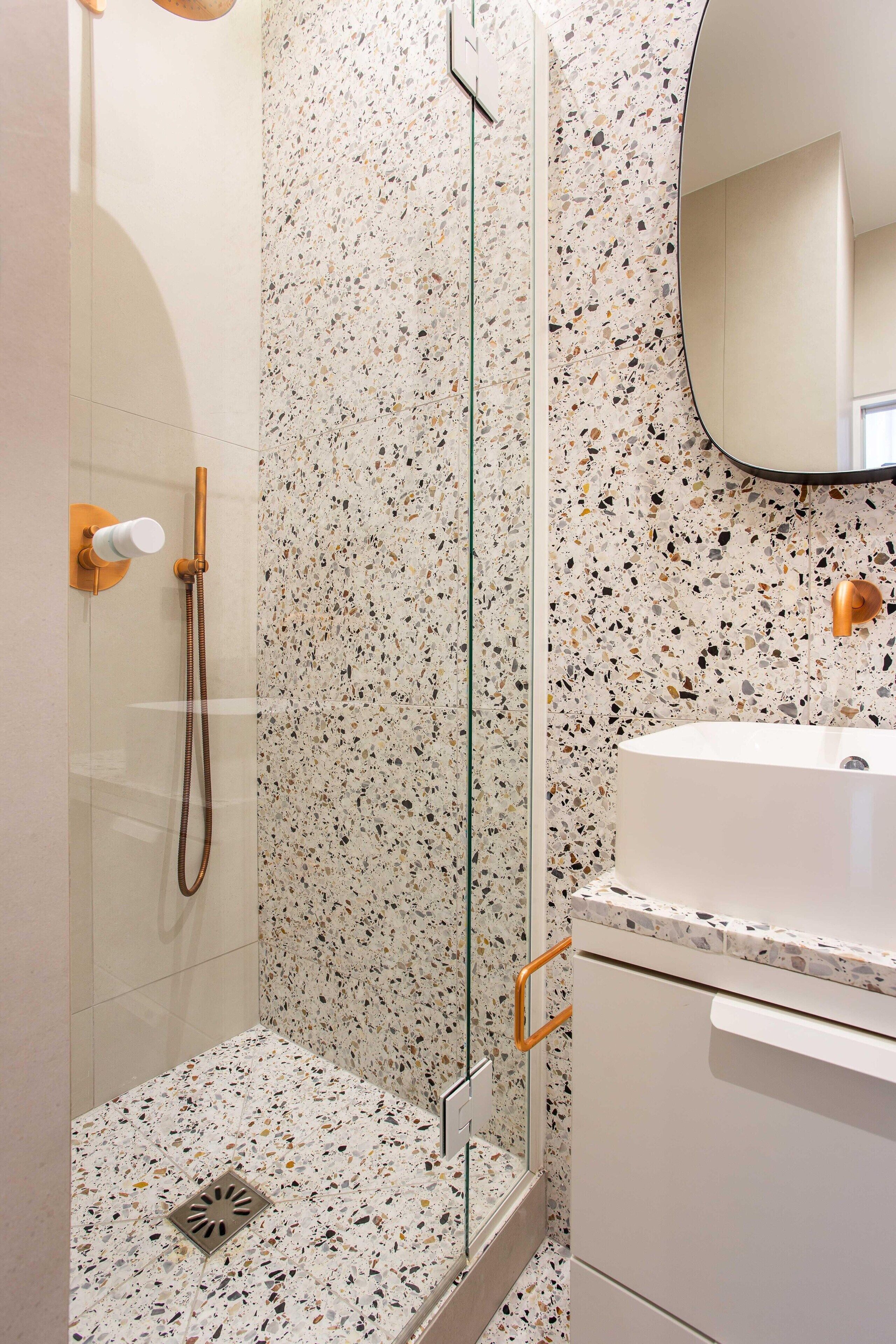 Apartment | Bathroom