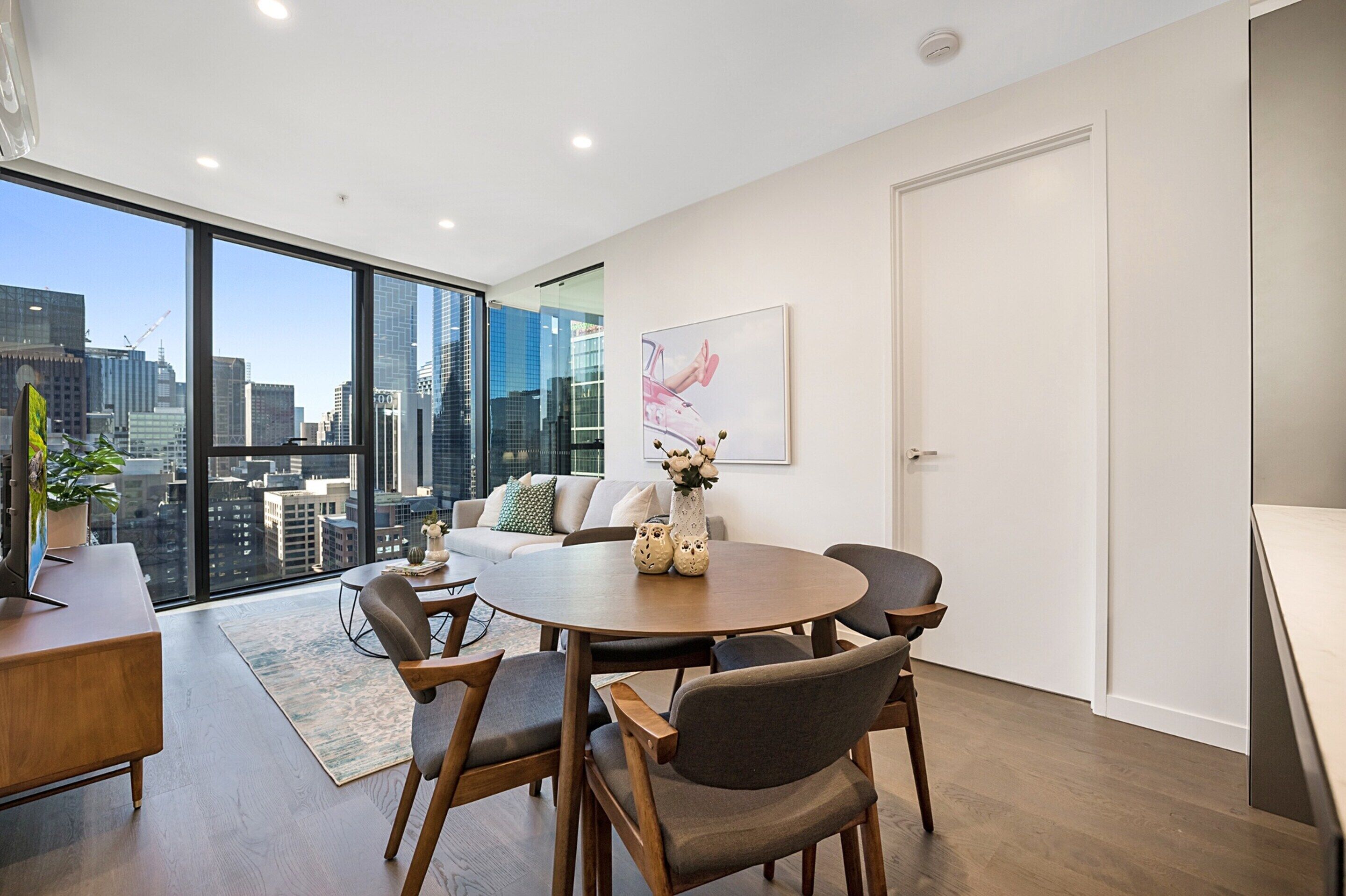 Apartment | Dining