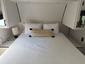 2 室のベッドルーム、デスク、アイロン / アイロン台、WiFi (無料)