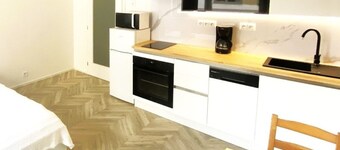 Apartment 10 min walk to center