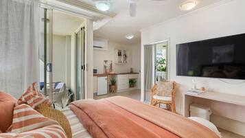 1 bedroom, iron/ironing board, WiFi, bed sheets