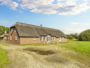 House | Exterior - 4 Star Holiday Home in Ulfborg (Ulfborg)