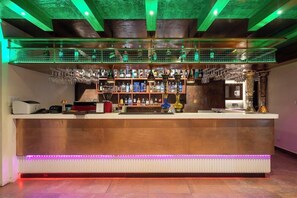 Bar (en la propiedad)