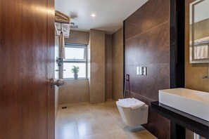 Bathroom - Timber House (Kathmandu)