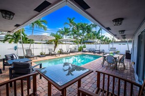 Pool - Stylish 4BR Oasis | Heated Pool, Spa & Fire Pit (Pompano Beach)