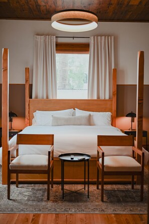 1 bedroom, desk, free WiFi, bed sheets