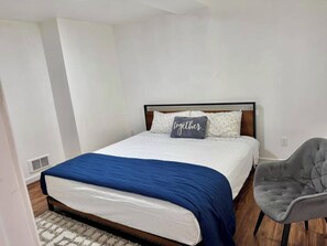 4 bedrooms, free WiFi, bed sheets