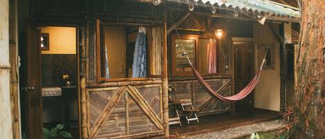 Room 14 | Free WiFi, bed sheets