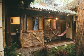 Room 14 | Free WiFi, bed sheets