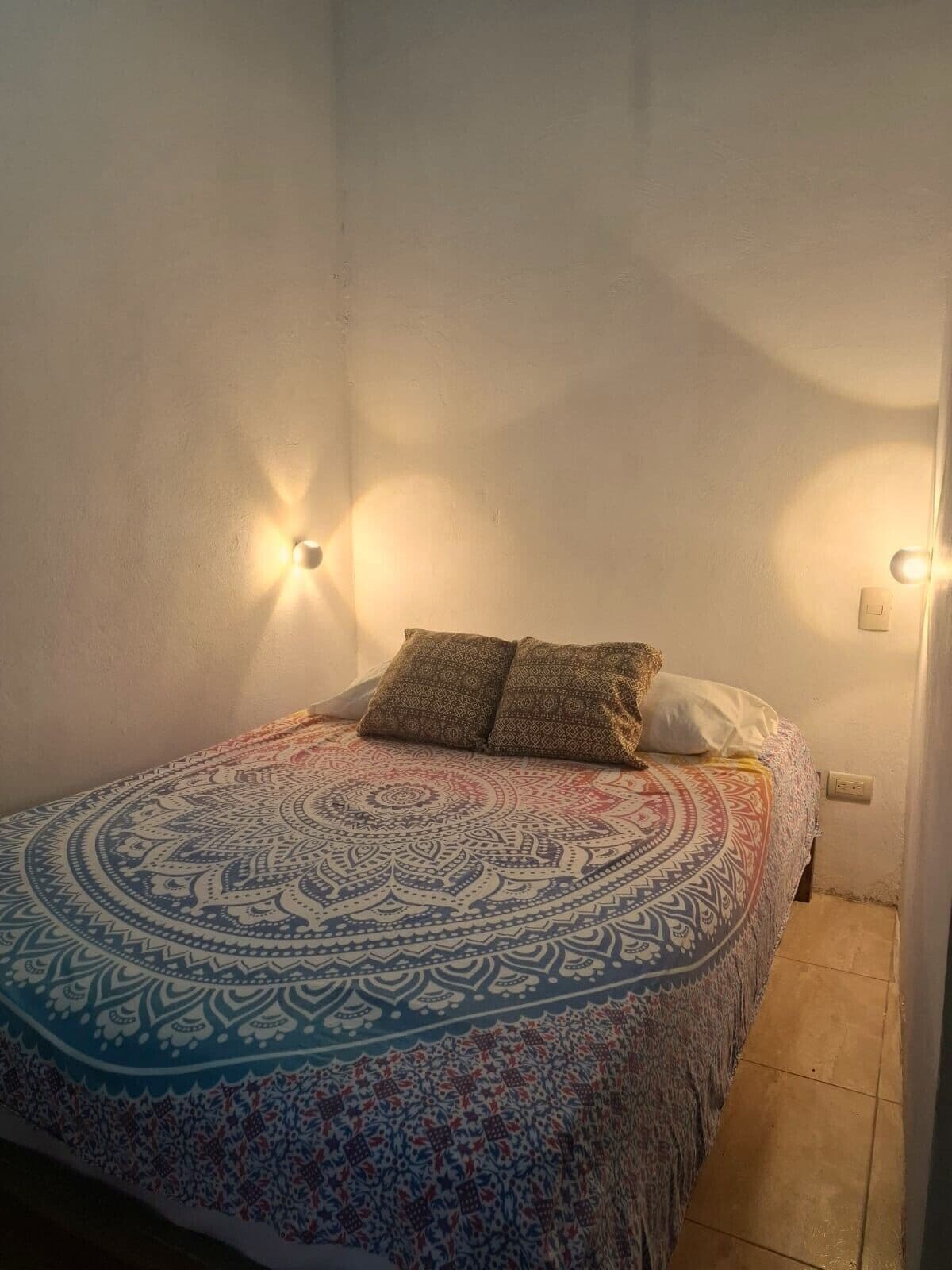 Habitación 9 | Free WiFi, bed sheets