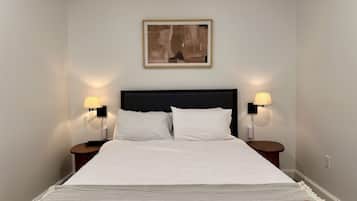 1 bedroom, desk, iron/ironing board, WiFi