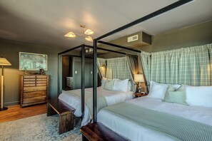 5 habitaciones, tabla de planchar con plancha, wifi y ropa de cama 
