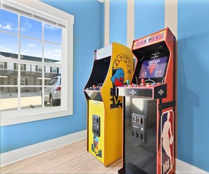 غرفة الألعاب