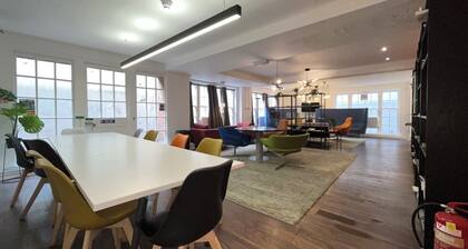 Private Double Room near London Eye & Big Ben. Top location & best price!