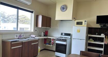 Bungalow 4 – “Blue Wren Retreat” A spacious two bedroom self-contained bungalow