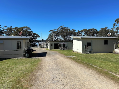 Bemm River Bungalows #4 –  A spacious two bedroom self-contained bungalow