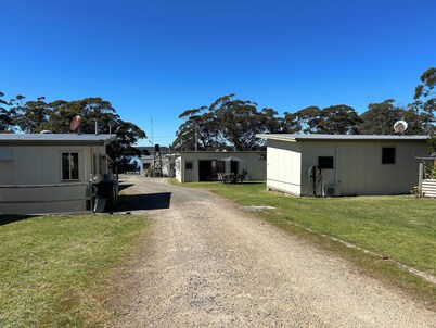 Bemm River Bungalows #4 –  A spacious two bedroom self-contained bungalow