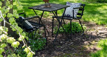 The Drayshed- Converted Drayshed with elegance and comfort.