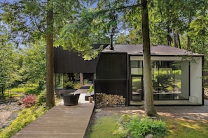 Exterior - Architect-designed house (Sutton)