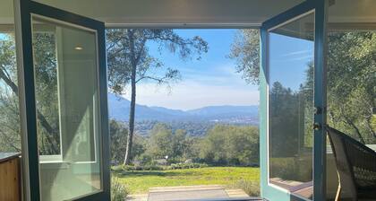 Sunset Cottage Near Yosemite