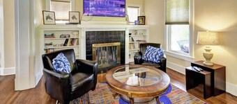 The Cozy Bungalow-Historic Highlands-Bardstown Rd