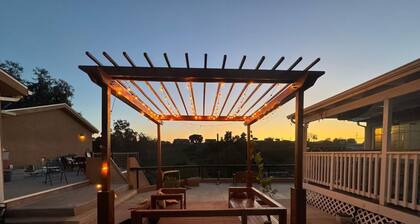 Quiet Getaway 2BD2BH with AC in Sunny San Diego