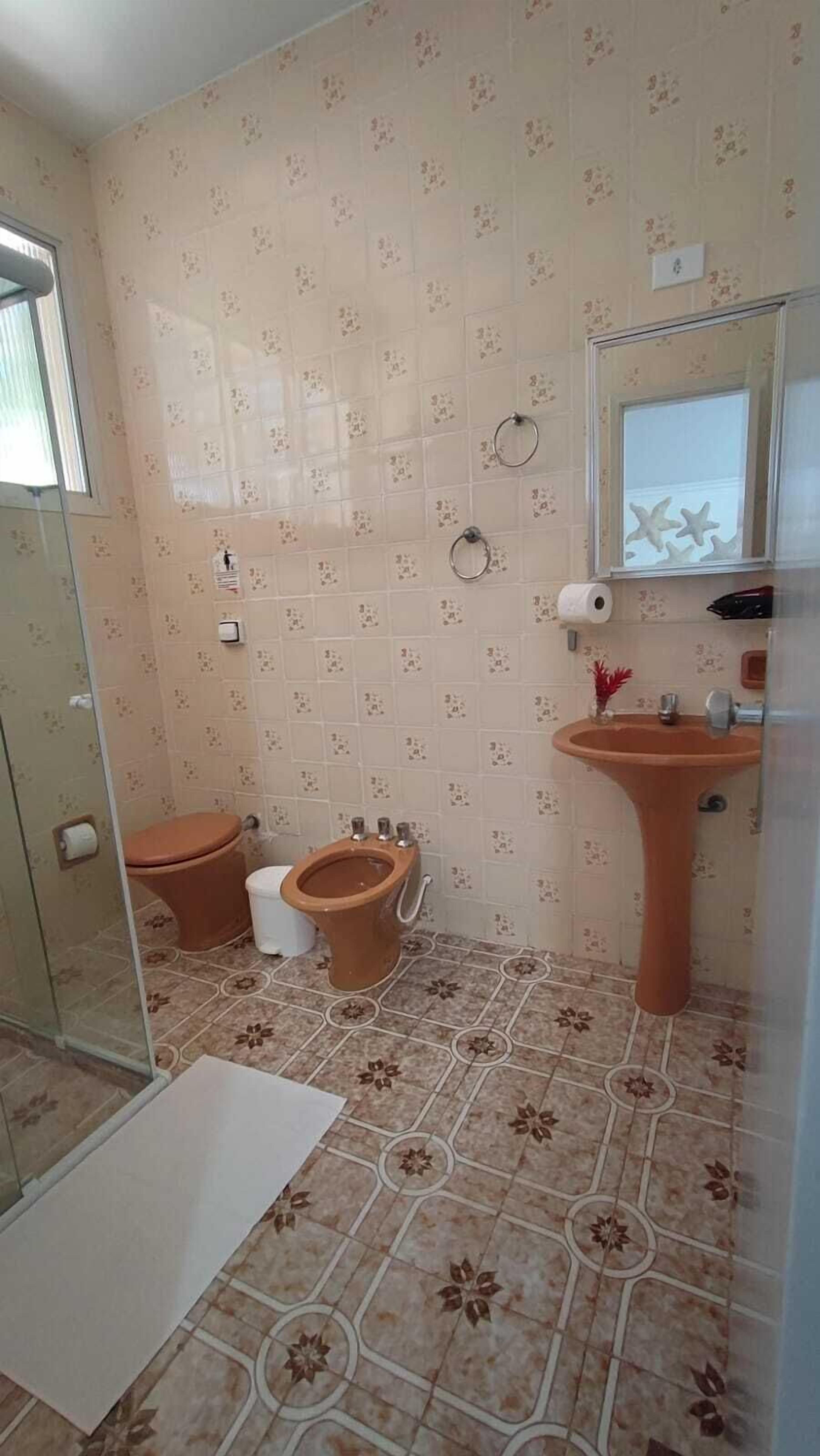 Tripla Comfort, aria condizionata, vista piscina | Wi-Fi gratuito