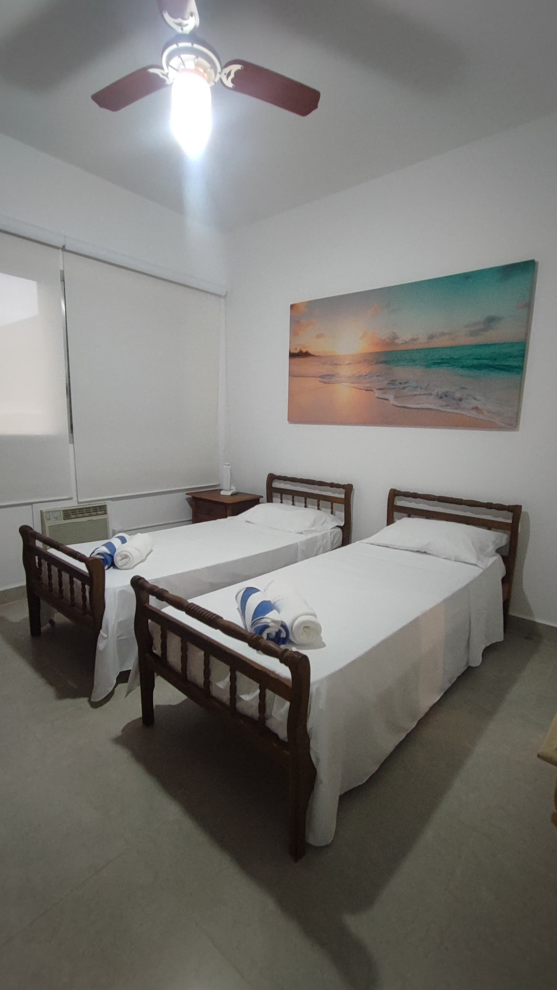 Chambre Confort avec lits jumeaux | Wi-Fi gratuit