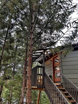 Exterior - THE Treehouse, Panoramic Views, Coffee Bar, KING Bed (Cascade-Chipita Park)