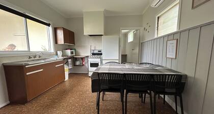 Bemm River Bungalows #2: “Pelican Pad”