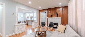 Cozy 3BD 1BA near Beach T-10 Min from Boston