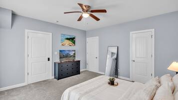 4 Schlafzimmer, Bügeleisen/Bügelbrett, WLAN, Bettwäsche