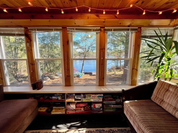 Interior - Nature Lovers Waterfront Retreat on Winnekeag Lake. Cozy Year-Round Escape. (Ashburnham)