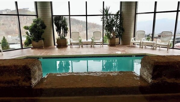 Pool - High Floor 2BR/BA at Sugar Top Resort with gym, pool, Wi-Fi, free parking (Sugar Mountain)