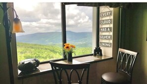 Interior - High Floor 2BR/BA at Sugar Top Resort with gym, pool, Wi-Fi, free parking (Sugar Mountain)