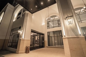 Porch - MANGROVE HOTEL (Vientiane)