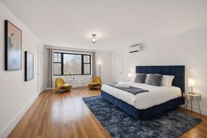 7 bedrooms, desk, iron/ironing board, free WiFi