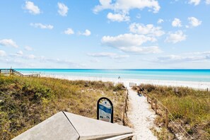Beach nearby - Private-Heated Pool, Walk to Beach, Golf Cart (Santa Rosa Beach)