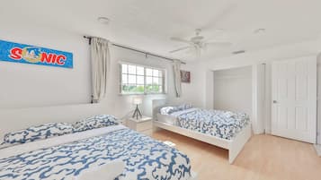 5 sovrum, skrivbord, strykjÀrn/strykbrÀda och resesÀng