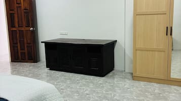 Biệt thự Deluxe, quang cảnh vườn | Bộ đồ giường cao cấp, bàn, khu vực làm việc phù hợp cho laptop