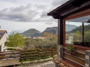 Hús með útsýni - sjávarsýn að hluta | Útsýni yfir vatnið